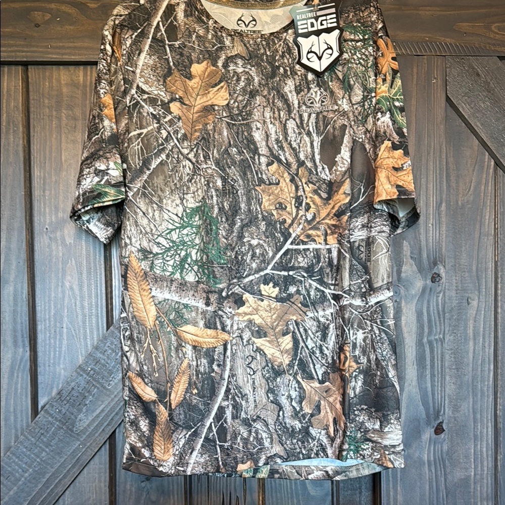 Realtree Brown and Green Short Sleeve Camouflage Tee